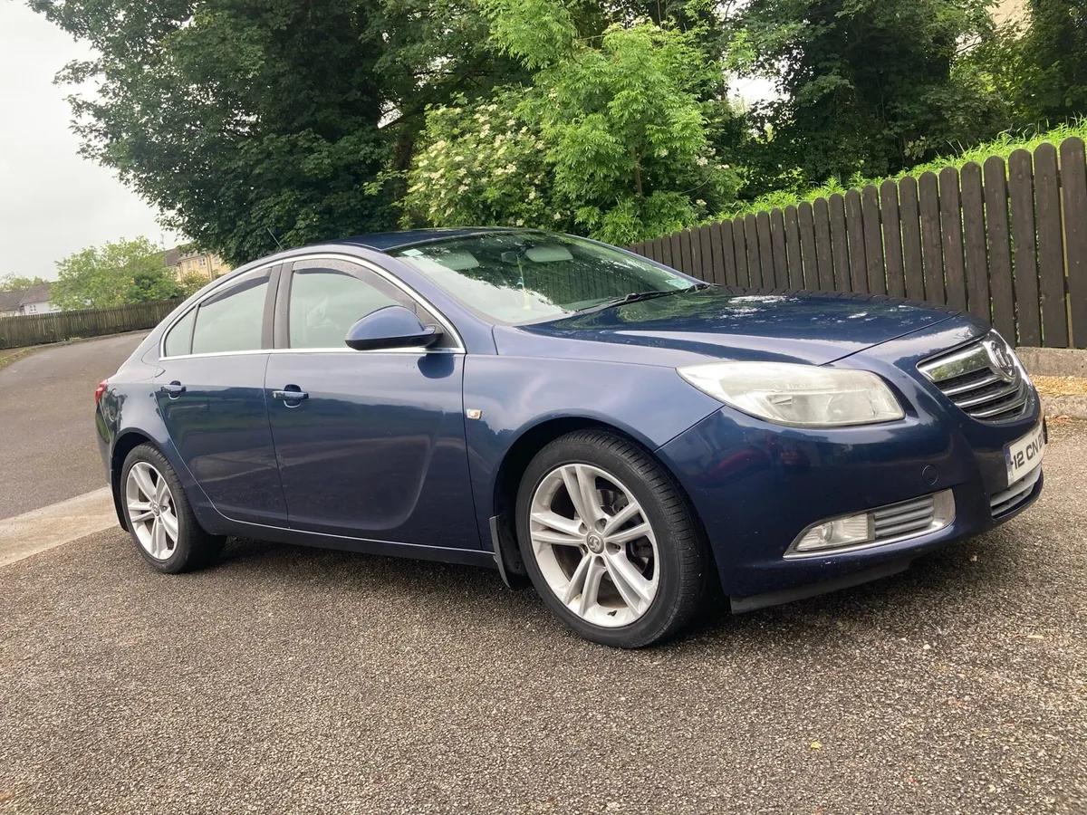 Vauxhall Insignia - Image 1