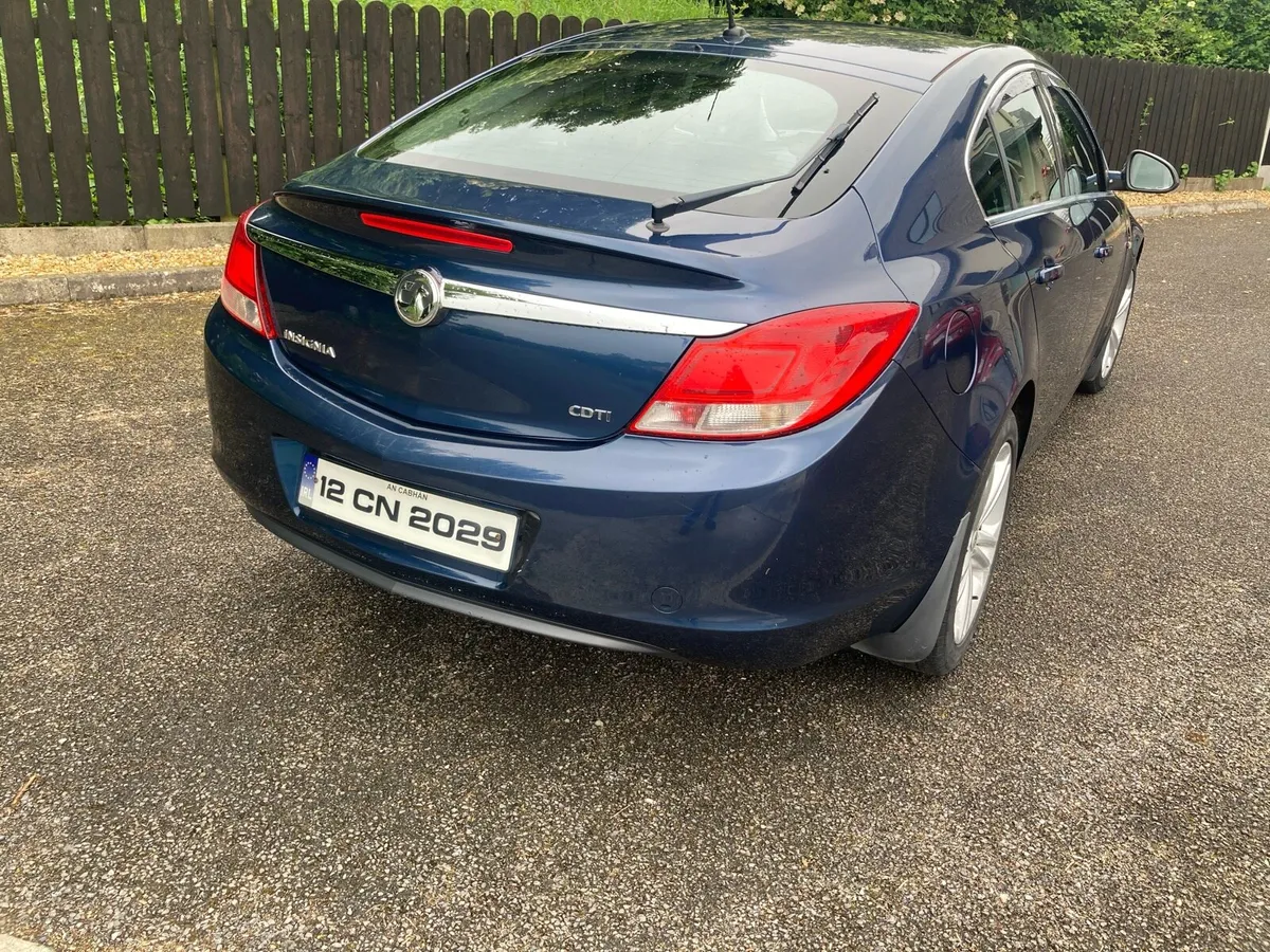 Vauxhall Insignia - Image 3
