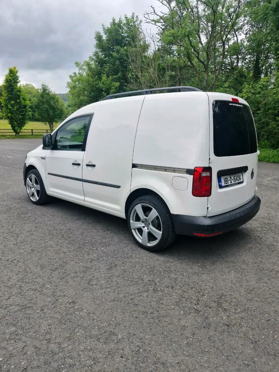 Volkswagen caddy - Image 3