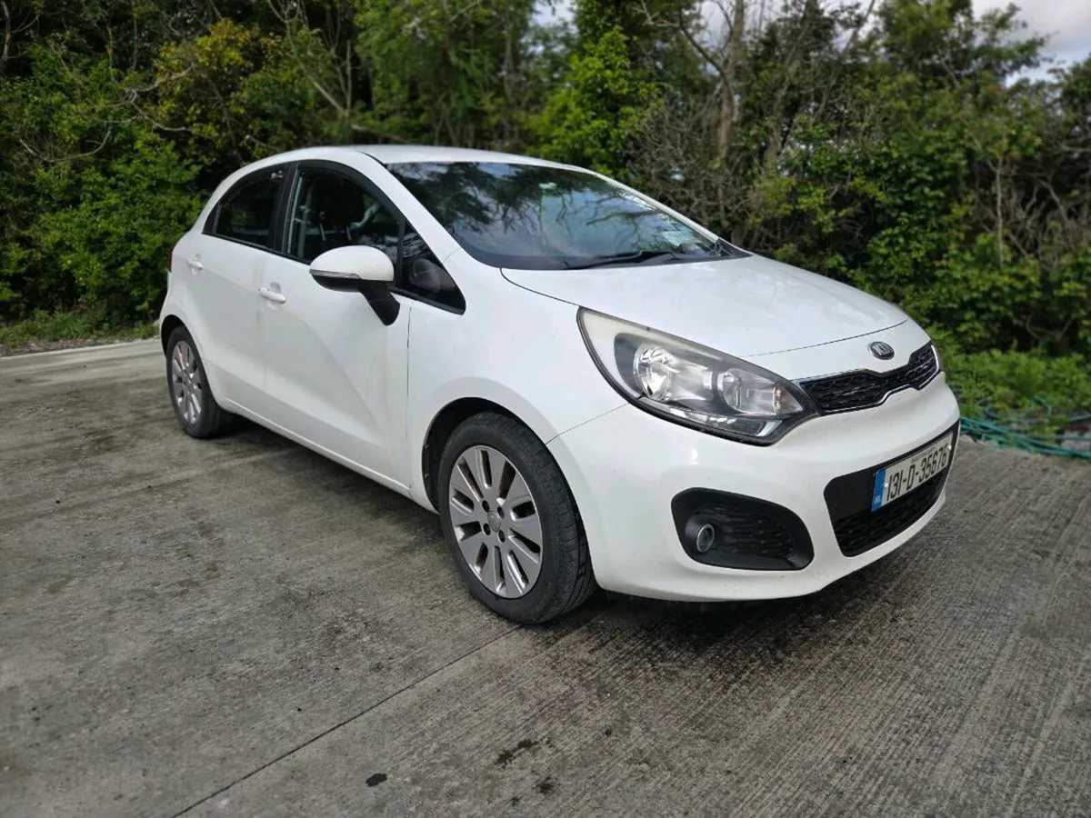 2013 Kia Rio - Image 1