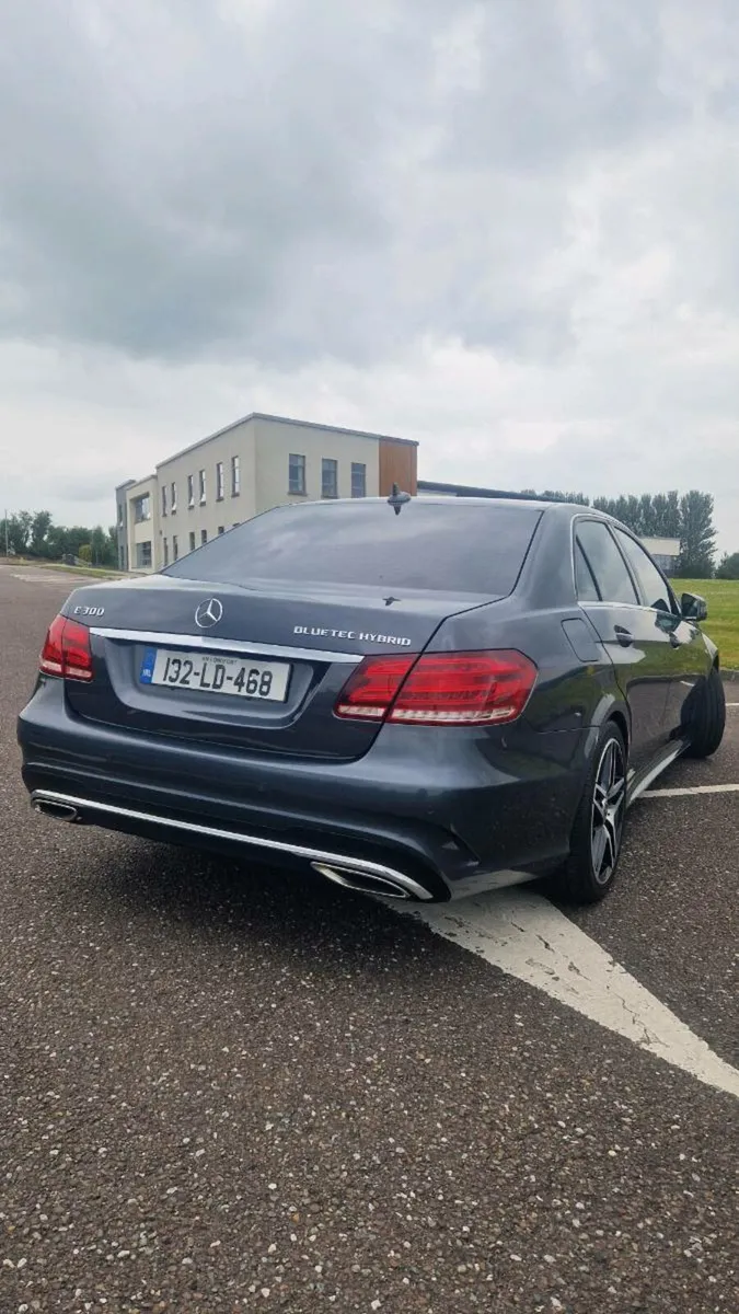 Mercedes E300 AMG Facelift - Image 3