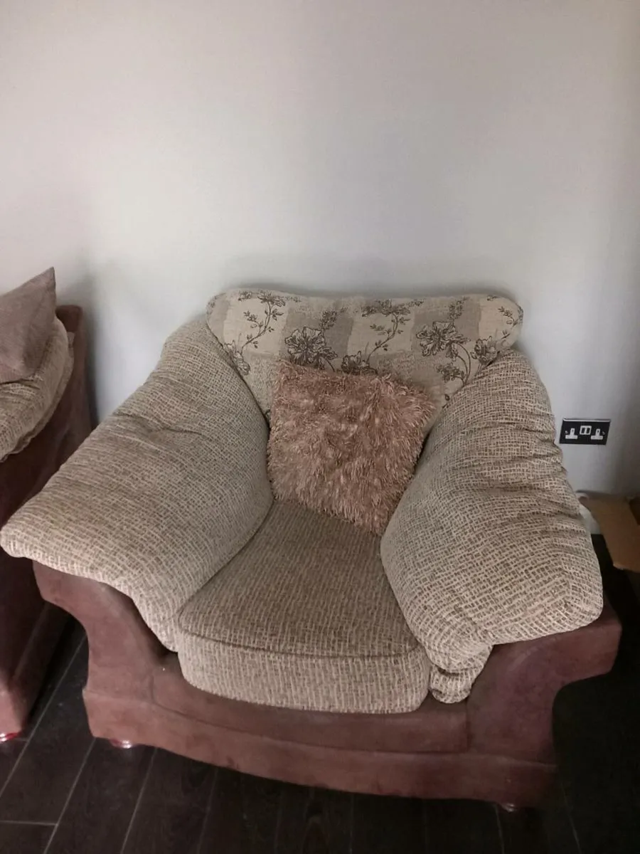 Sofa - Image 2