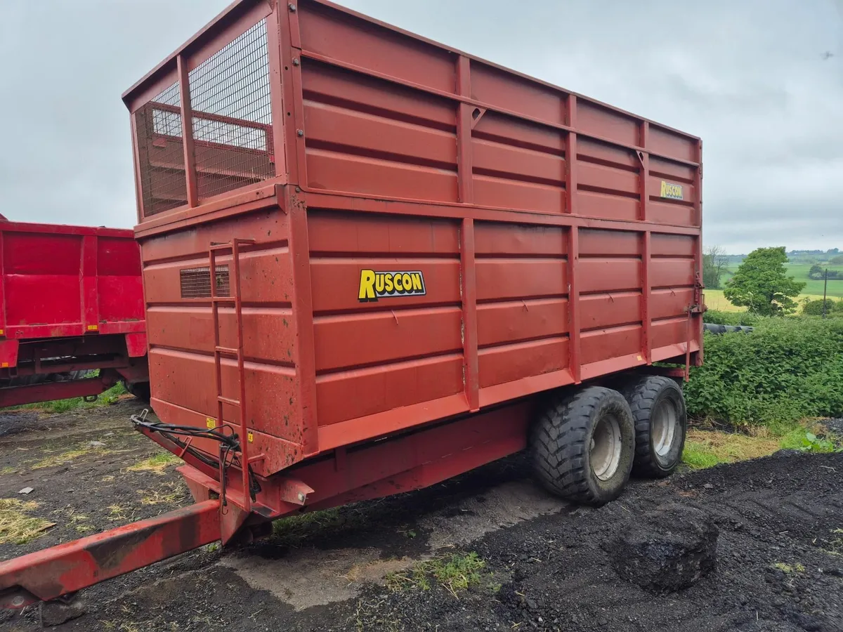 Silage trailer - Image 1