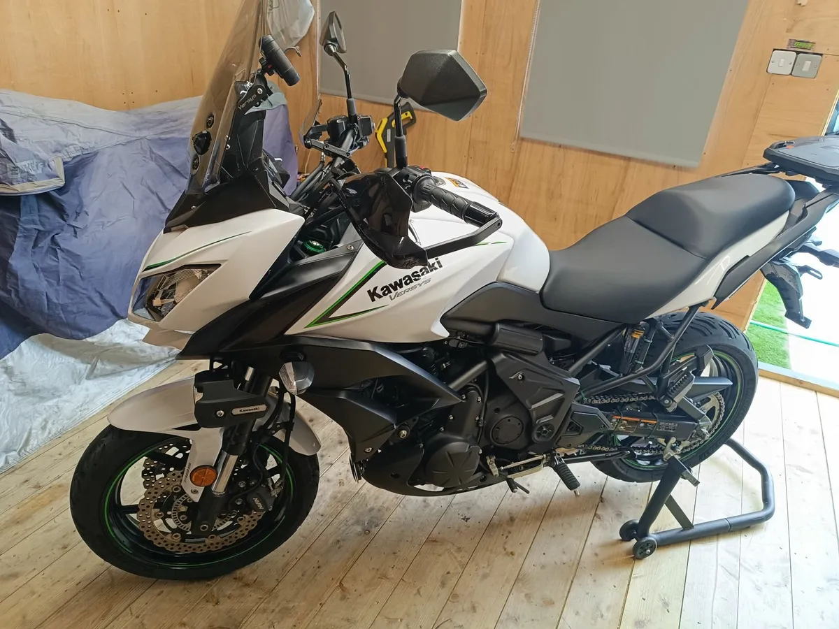 Kawasaki versys 650 low mileage - Image 3