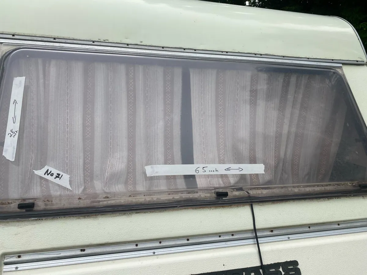 Large caravan windows and parts - Image 1