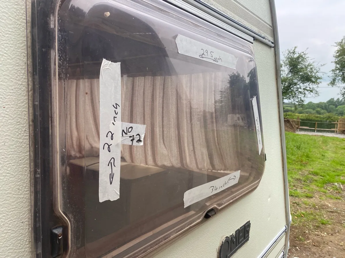Large caravan windows and parts - Image 3