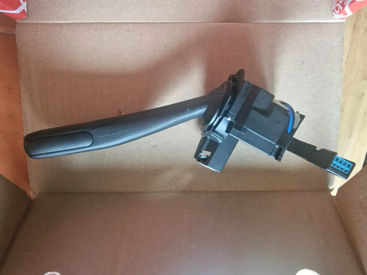 Wiper stalk - Image 1