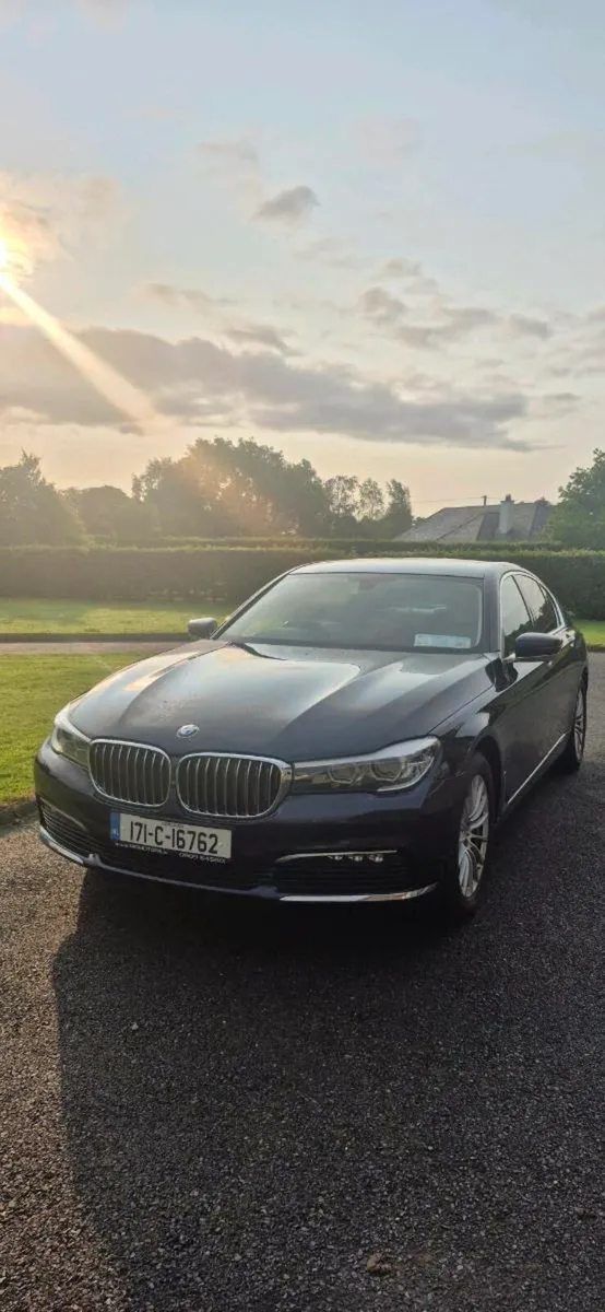 7 series BMW - Image 1