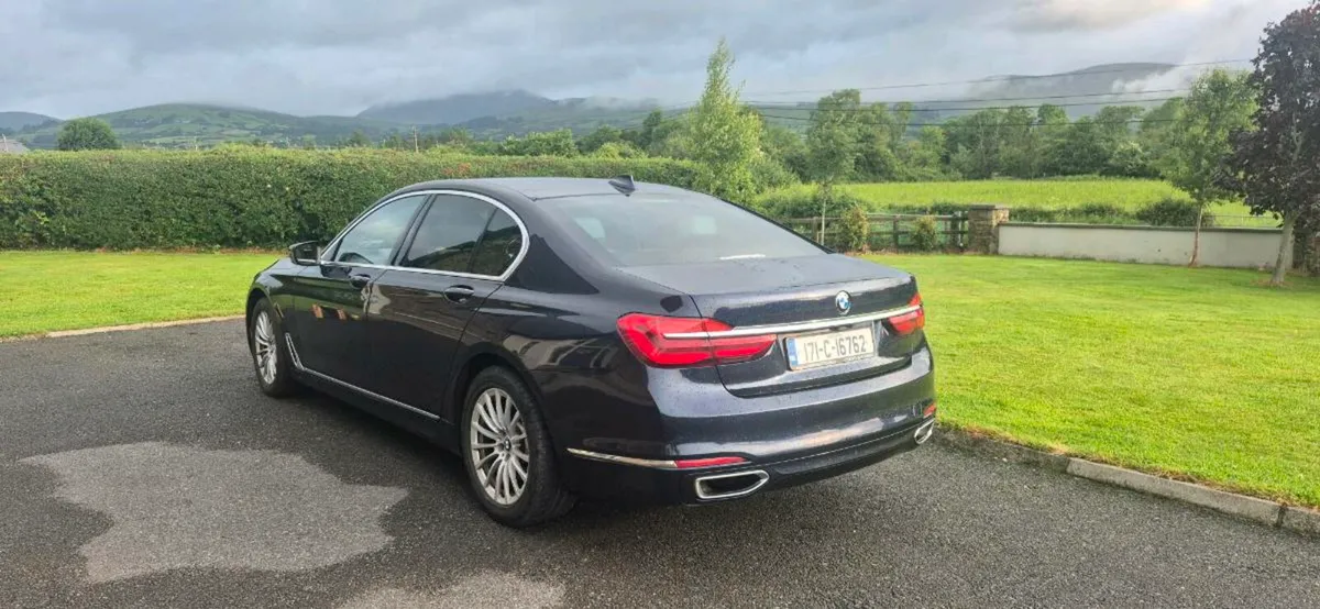 7 series BMW - Image 2