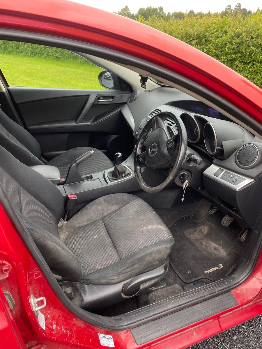 Mazda 3 - Image 4