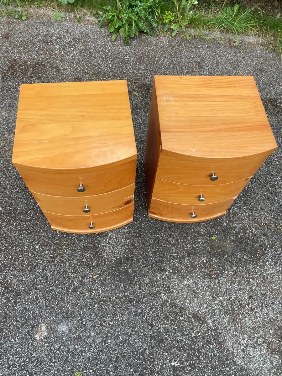 2 bedside lockers solid wooden (pine) - Image 3