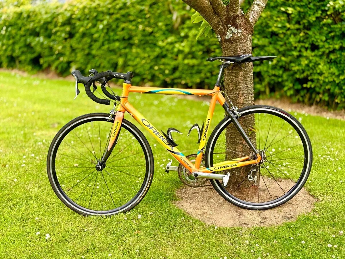 Orbea Team Euskaltel - Image 1