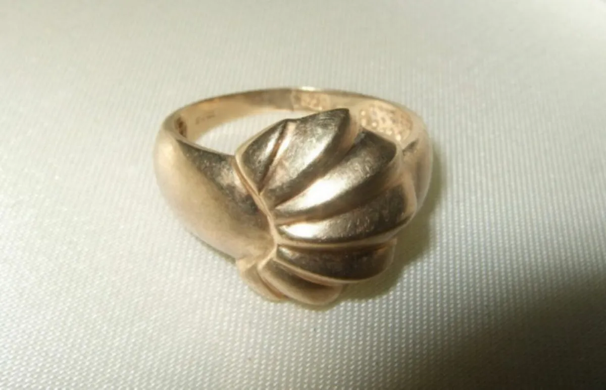 Vintage Hallmarked 9ct Gold 'Oyster' Ring - Image 3