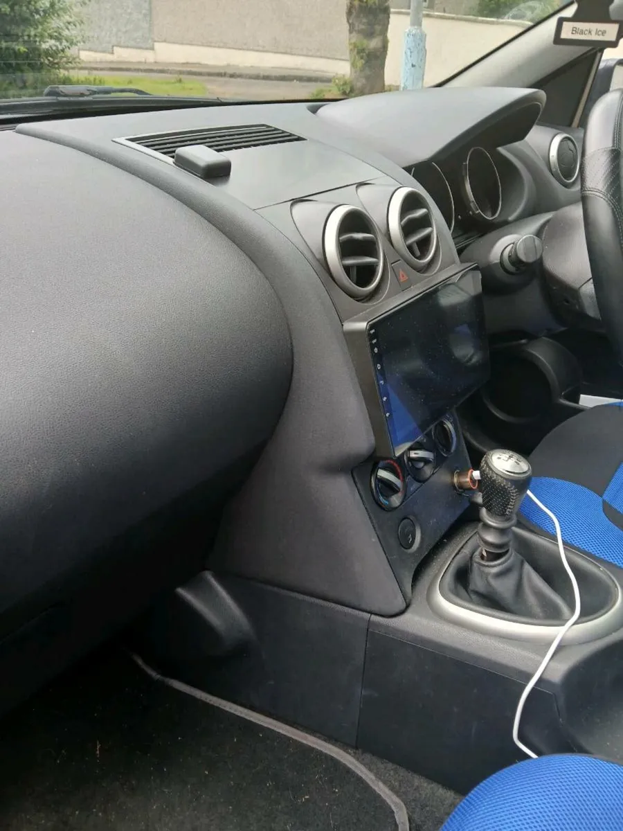 Car - Image 4
