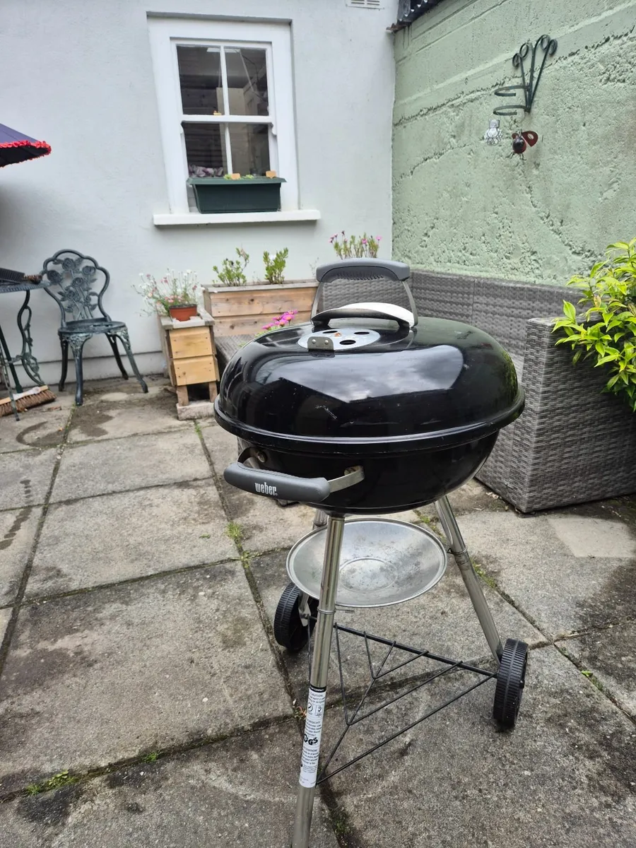 Weber compact BBQ - Image 2