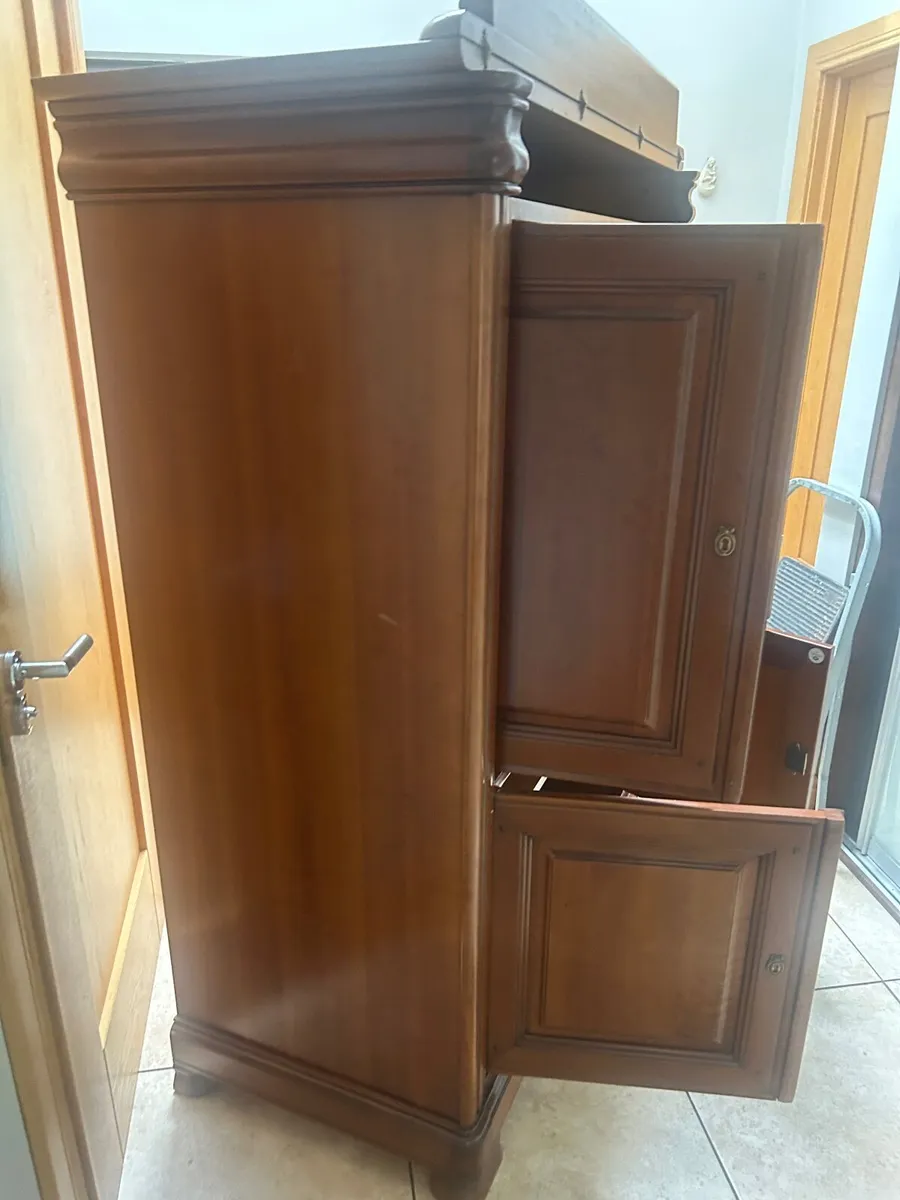 Mahogany TV/Storage unit and single armchair - Image 1