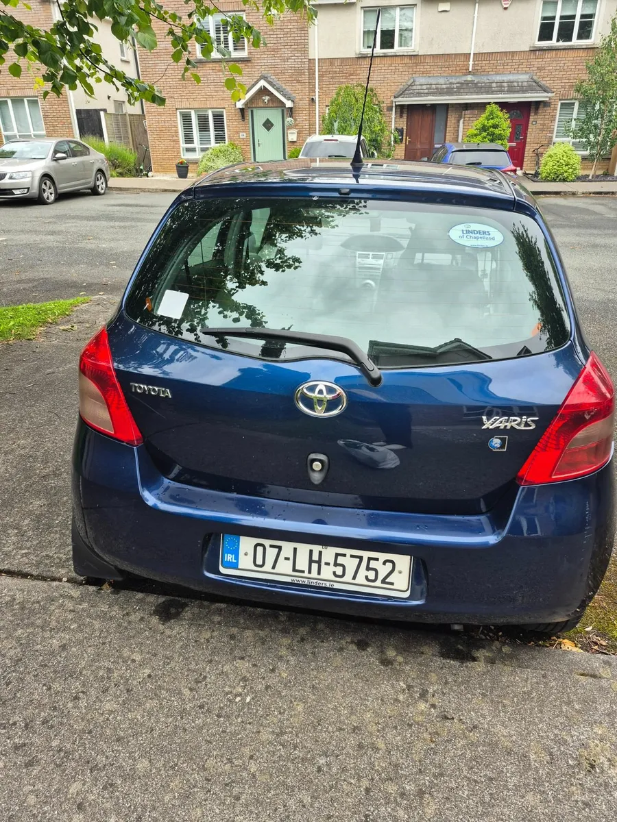 Toyota Yaris 2007 - Image 3