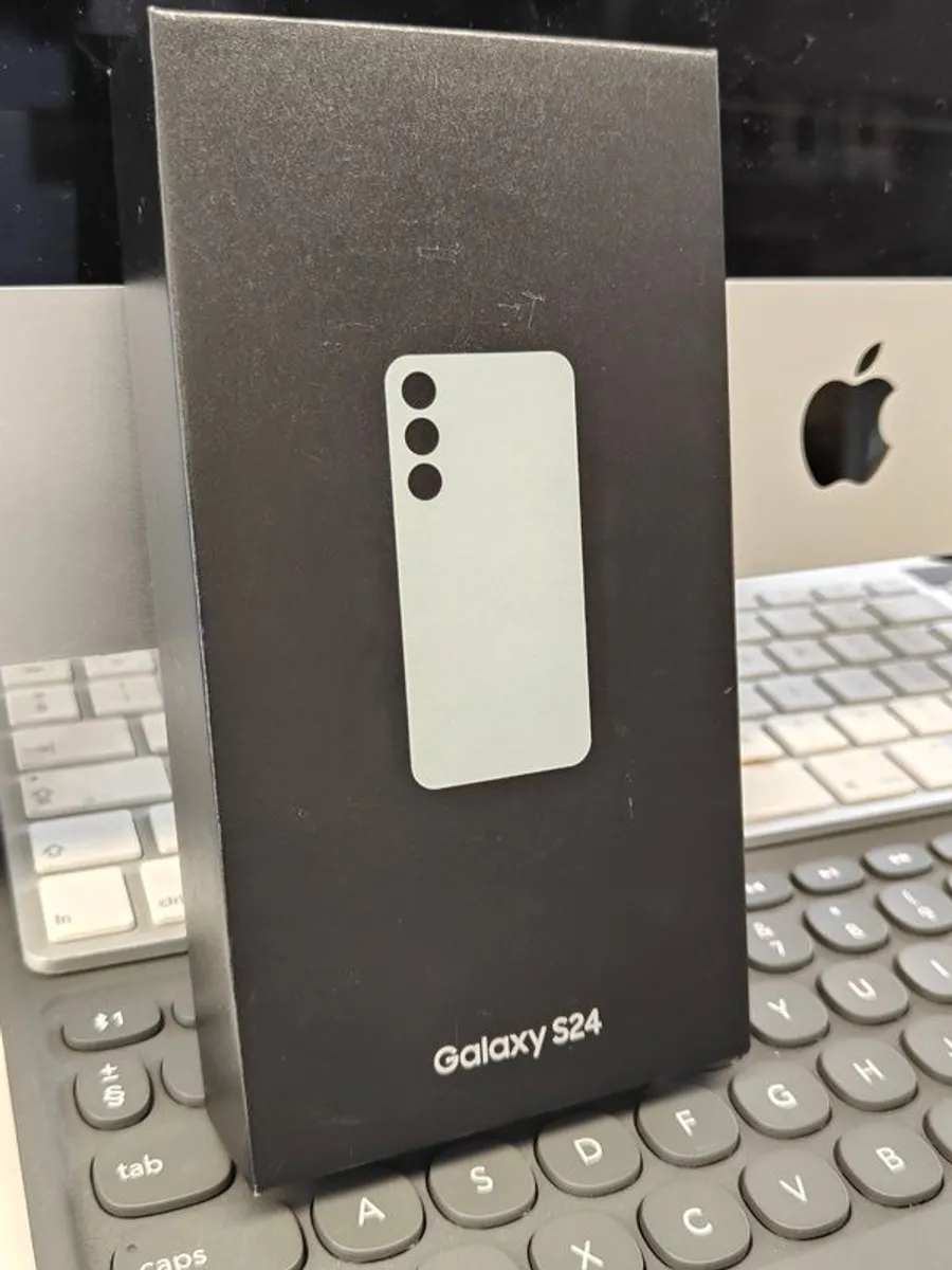 Samsung S24 128GB Dual Sim Unlocked (New Open Box) - Image 1