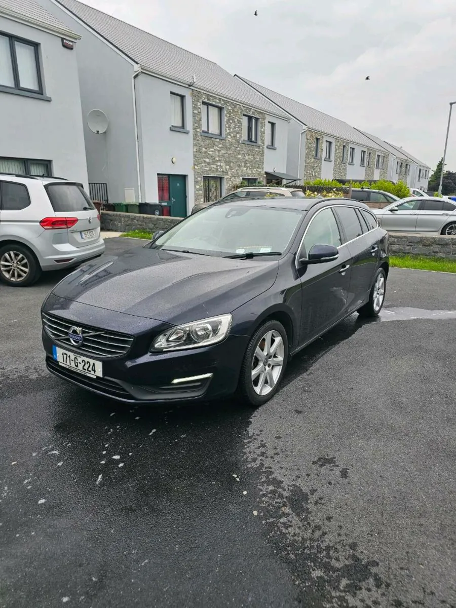 171 Volvo V60 - Image 1