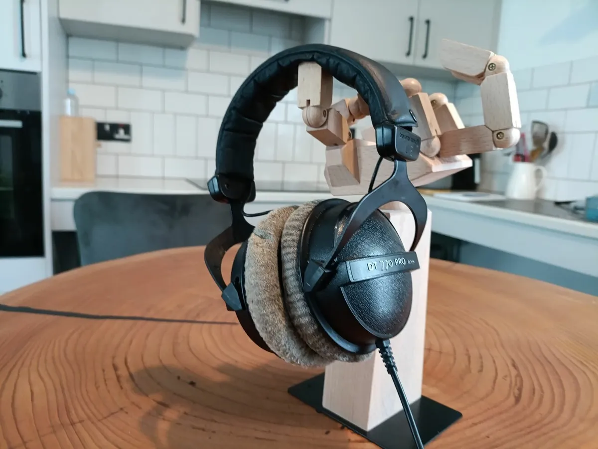 Beyerdynamic DT 770 pro 80 ohm headphones - Image 2