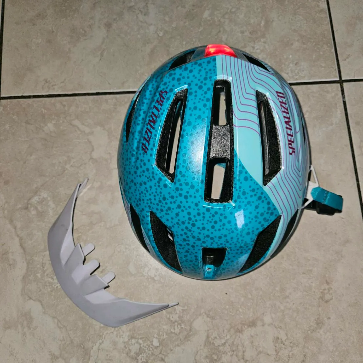 Youth Specialized Kids Cycle Helmet - Image 4