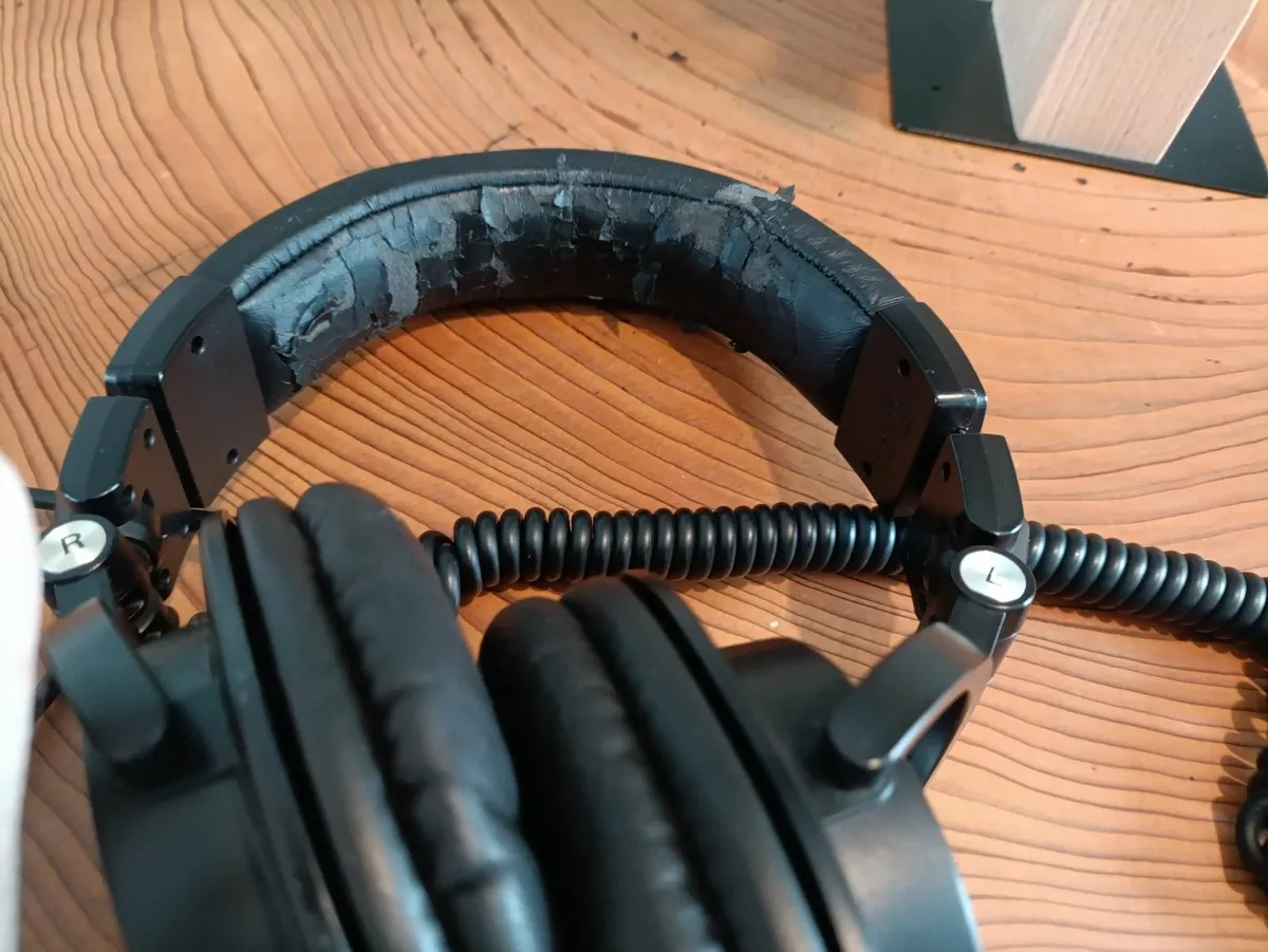 Audio technica m50 headphones - Image 4