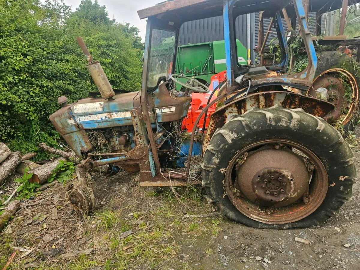 tractors  clear out - Image 1