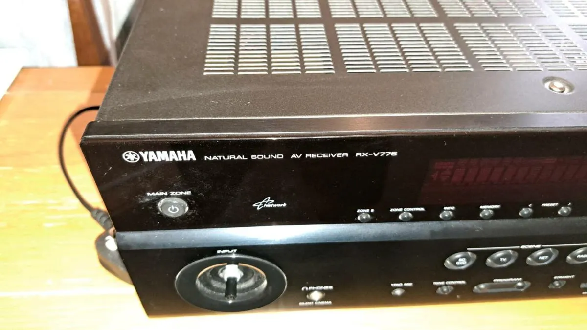 Yamaha av receiver - Image 2