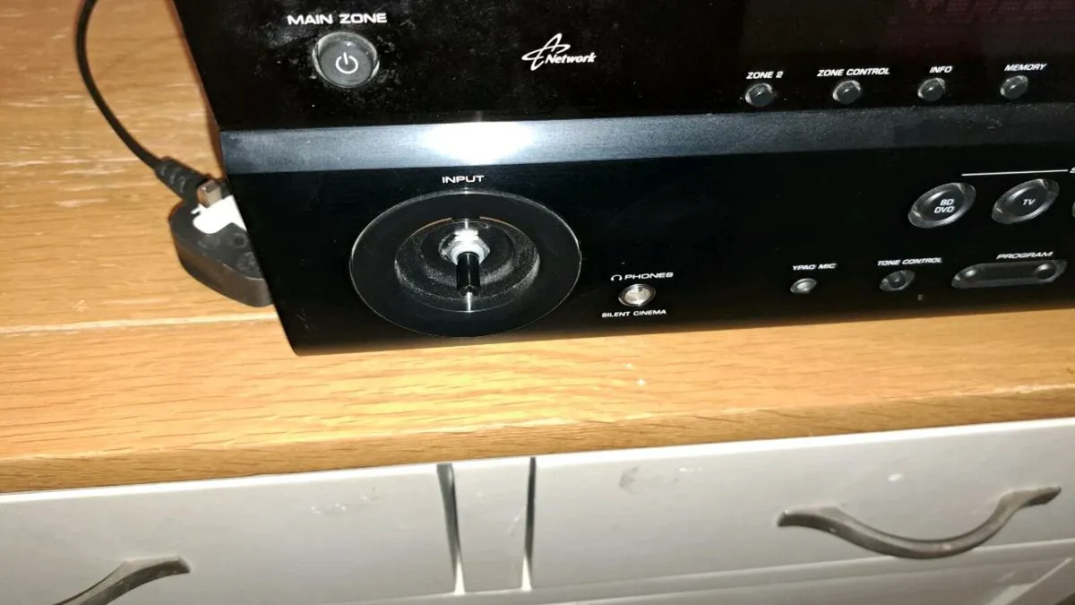 Yamaha av receiver - Image 3