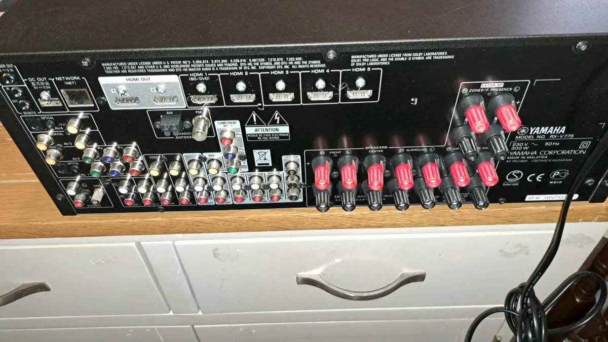 Yamaha av receiver - Image 4