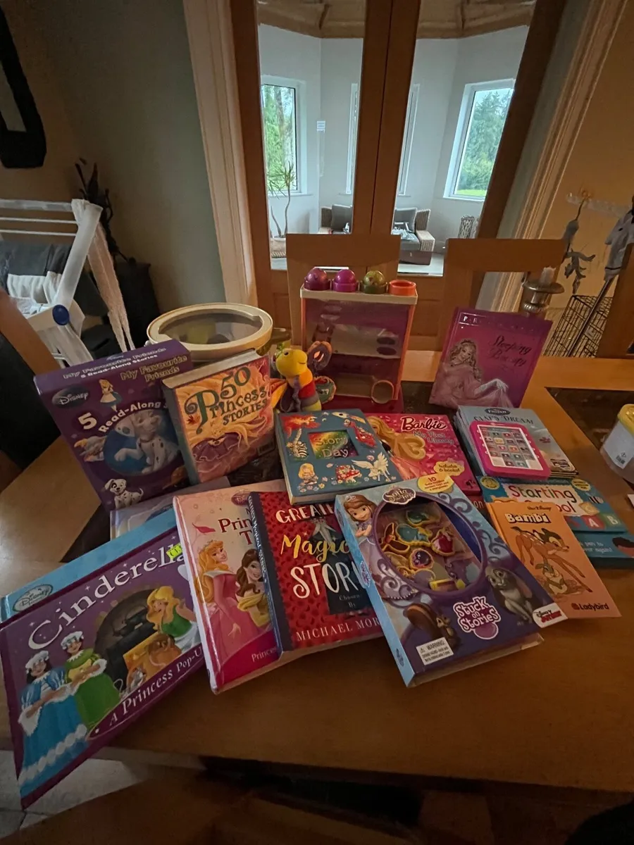 Children’s books and toddler toys - Image 1