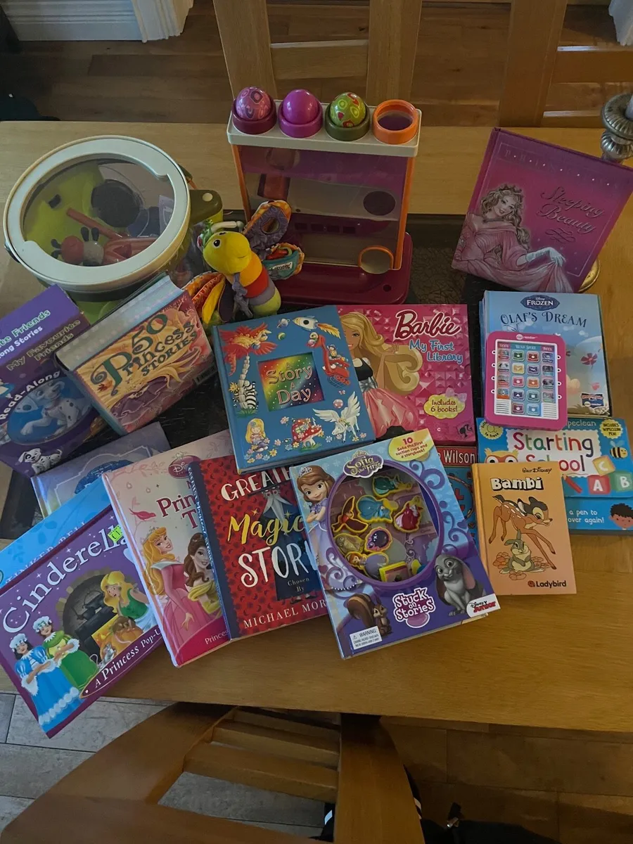 Children’s books and toddler toys - Image 2