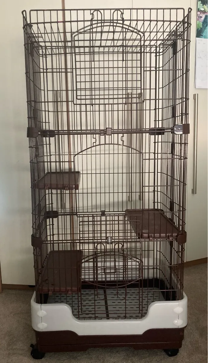 Chinchilla cage. Ferret harness and toys. - Image 1