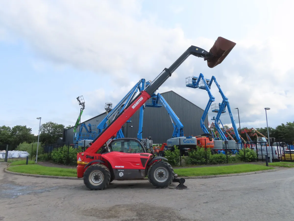 Manitou MT 1335 Telehandler 2015 - Image 2