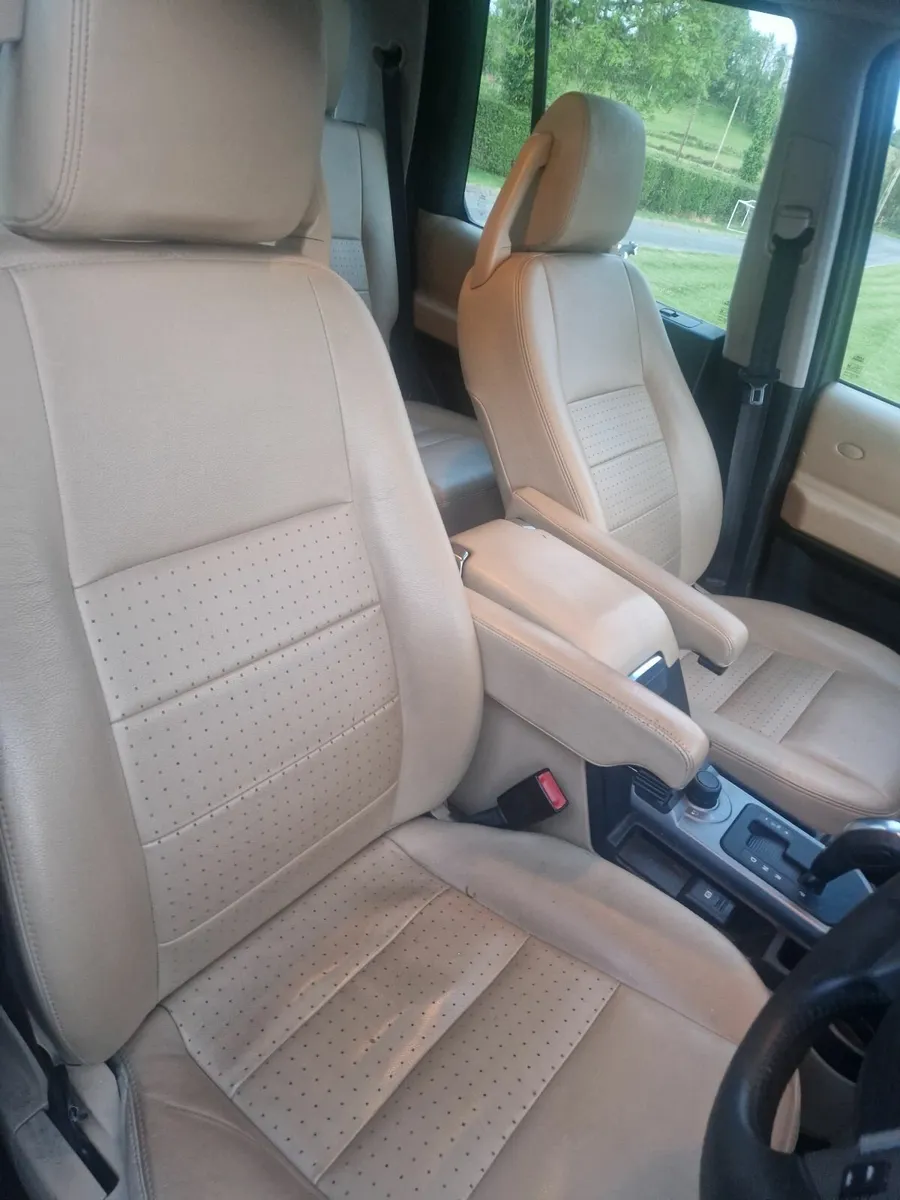 Land Rover Discovery 2008 - Image 4