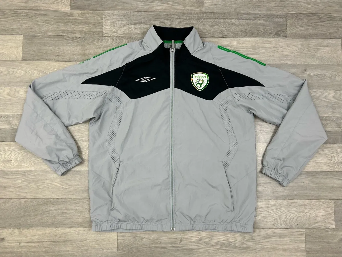 Vintage 00s Umbro Ireland Football Jacket Mens L - Image 2