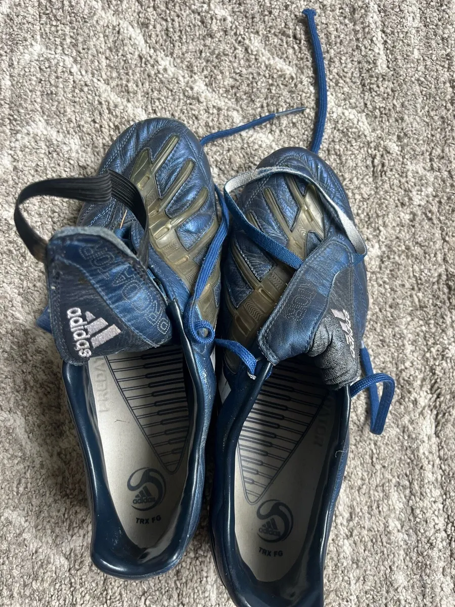 Adidas Predators Vintage Size UK 10 - Image 1