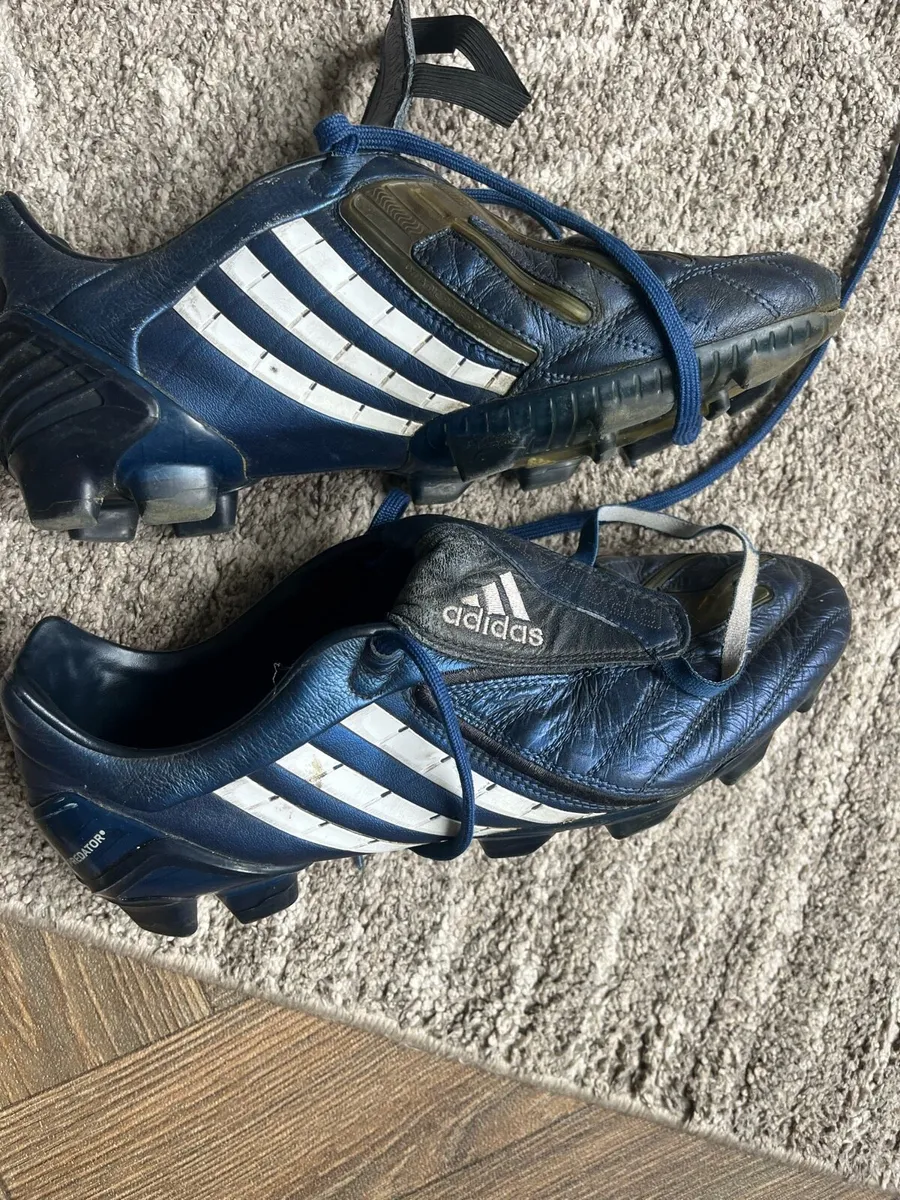 Adidas Predators Vintage Size UK 10 - Image 2