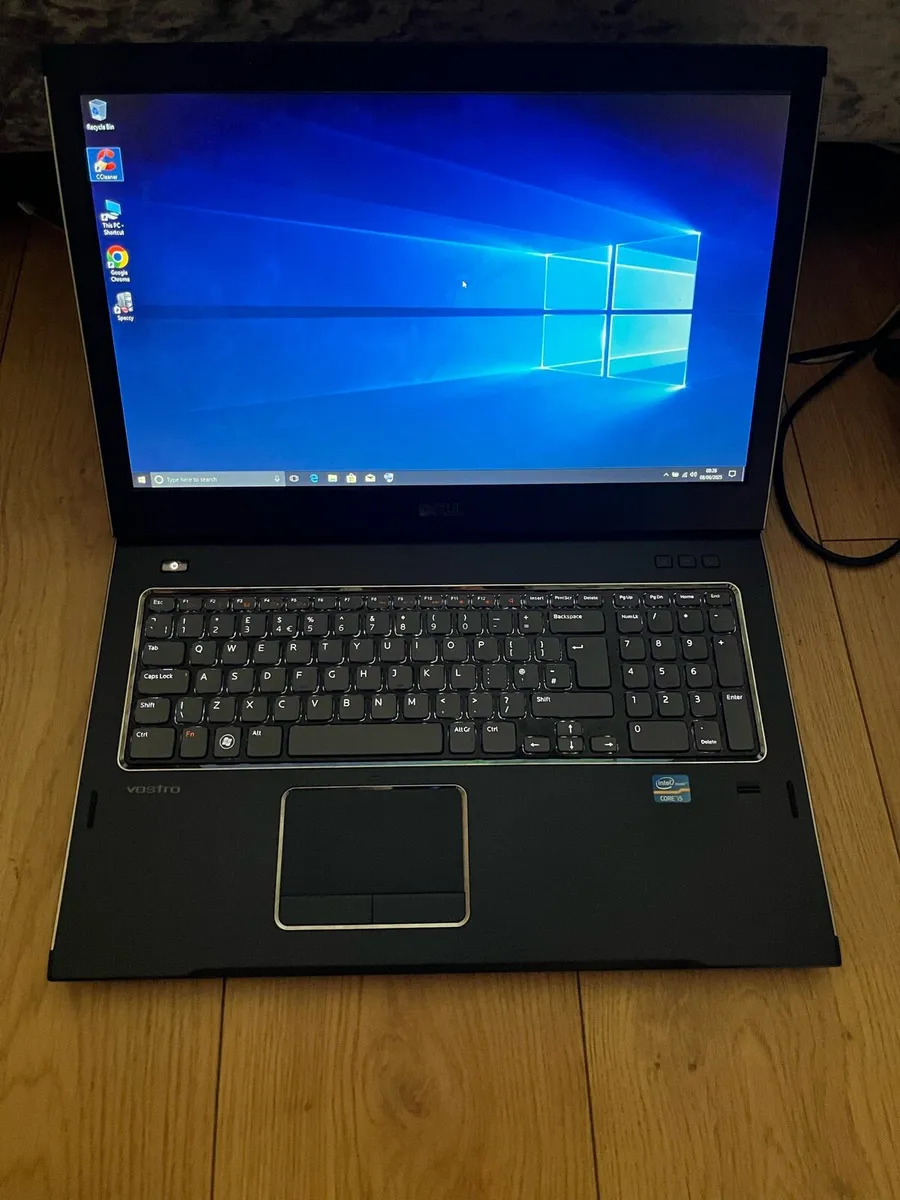 Dell i5 17” laptop - Image 1