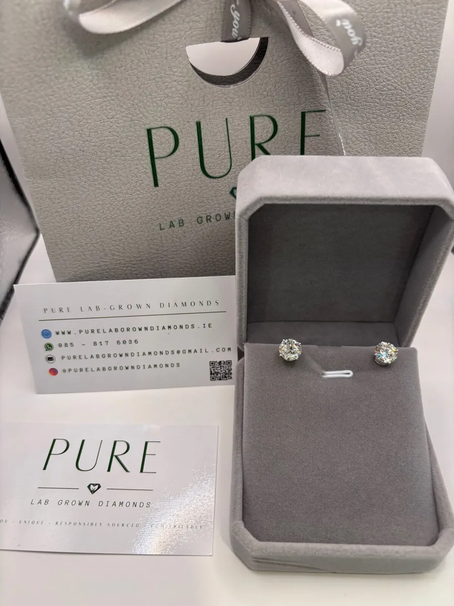 New 4ct Diamond Earrings (appraisal €4000) - Image 2