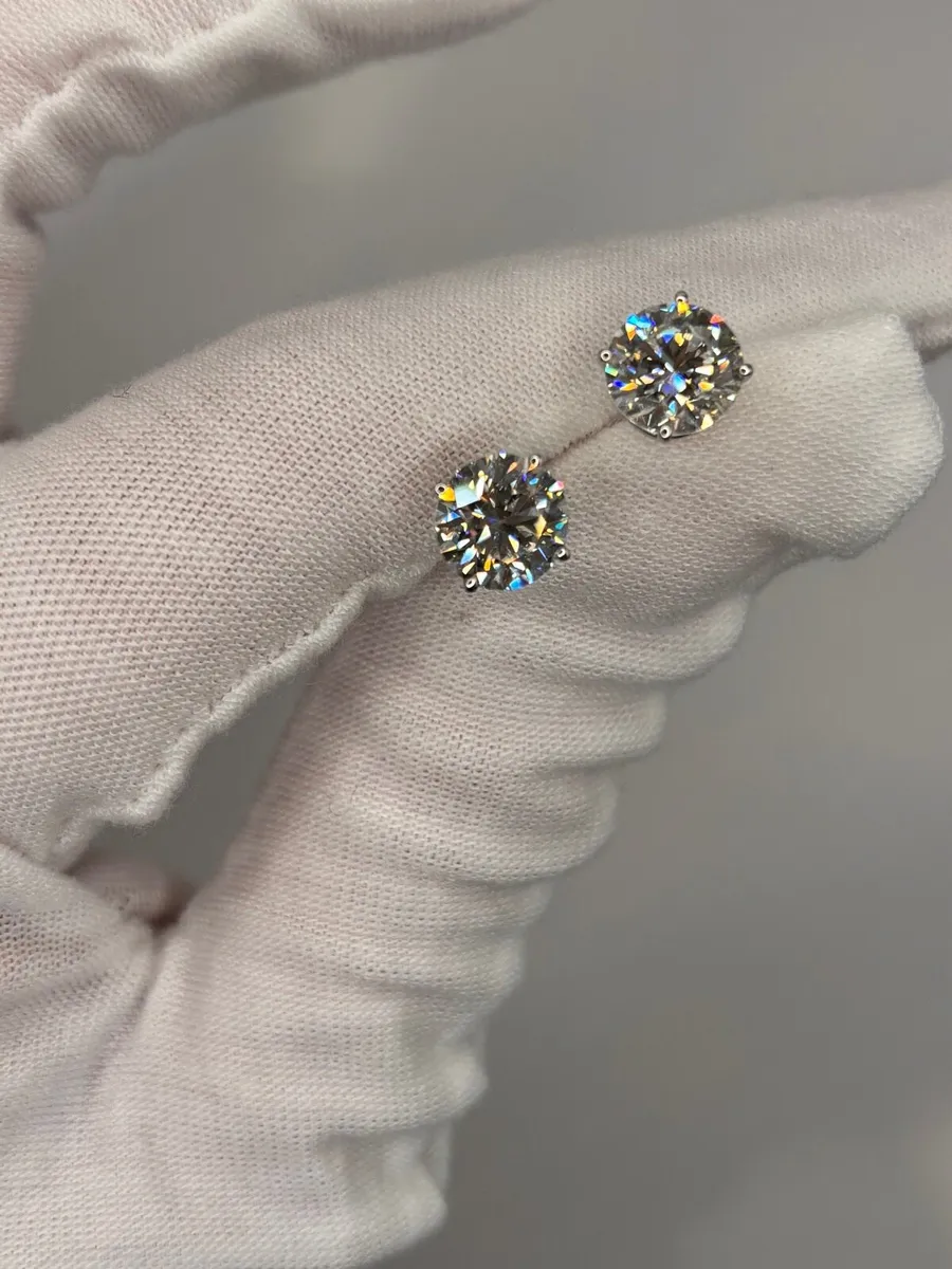 New 4ct Diamond Earrings (appraisal €4000) - Image 4