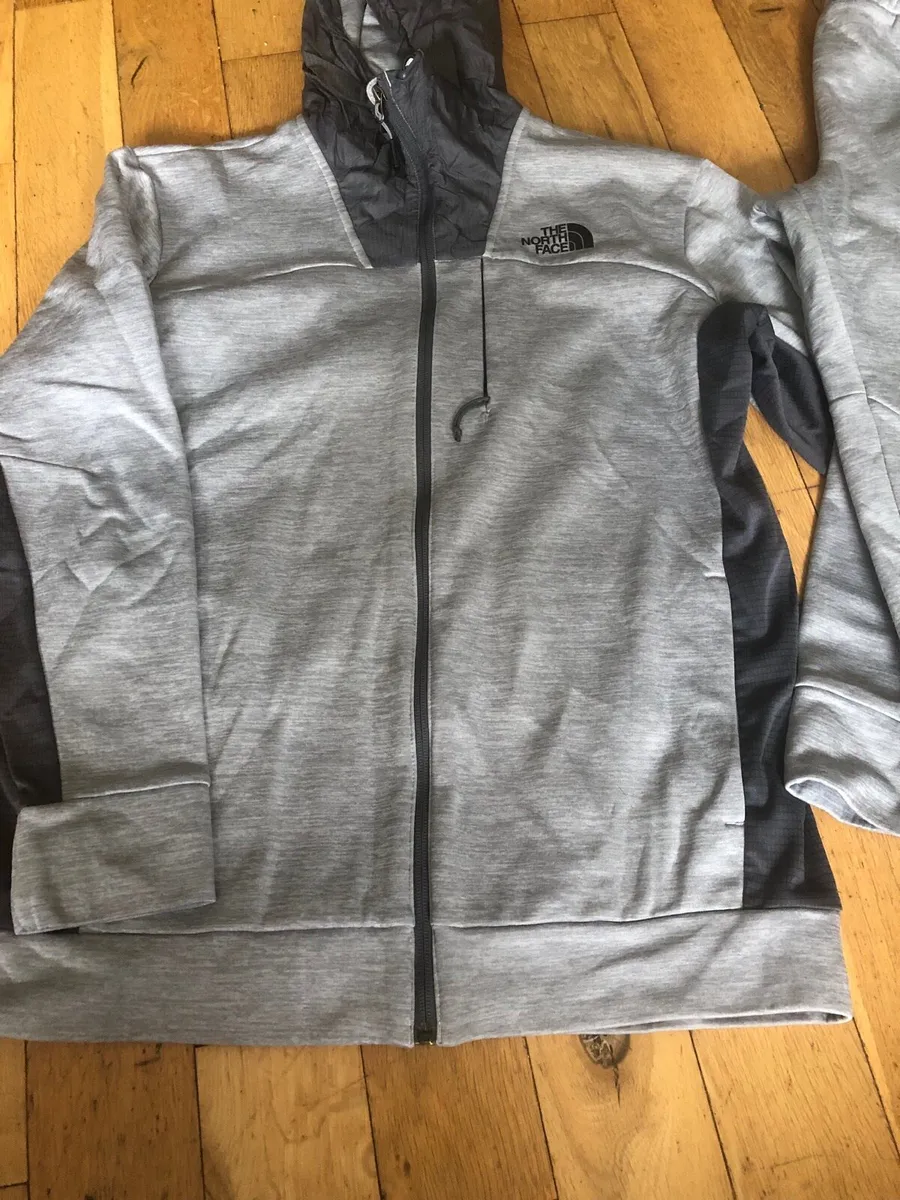 North face track suit - Image 2