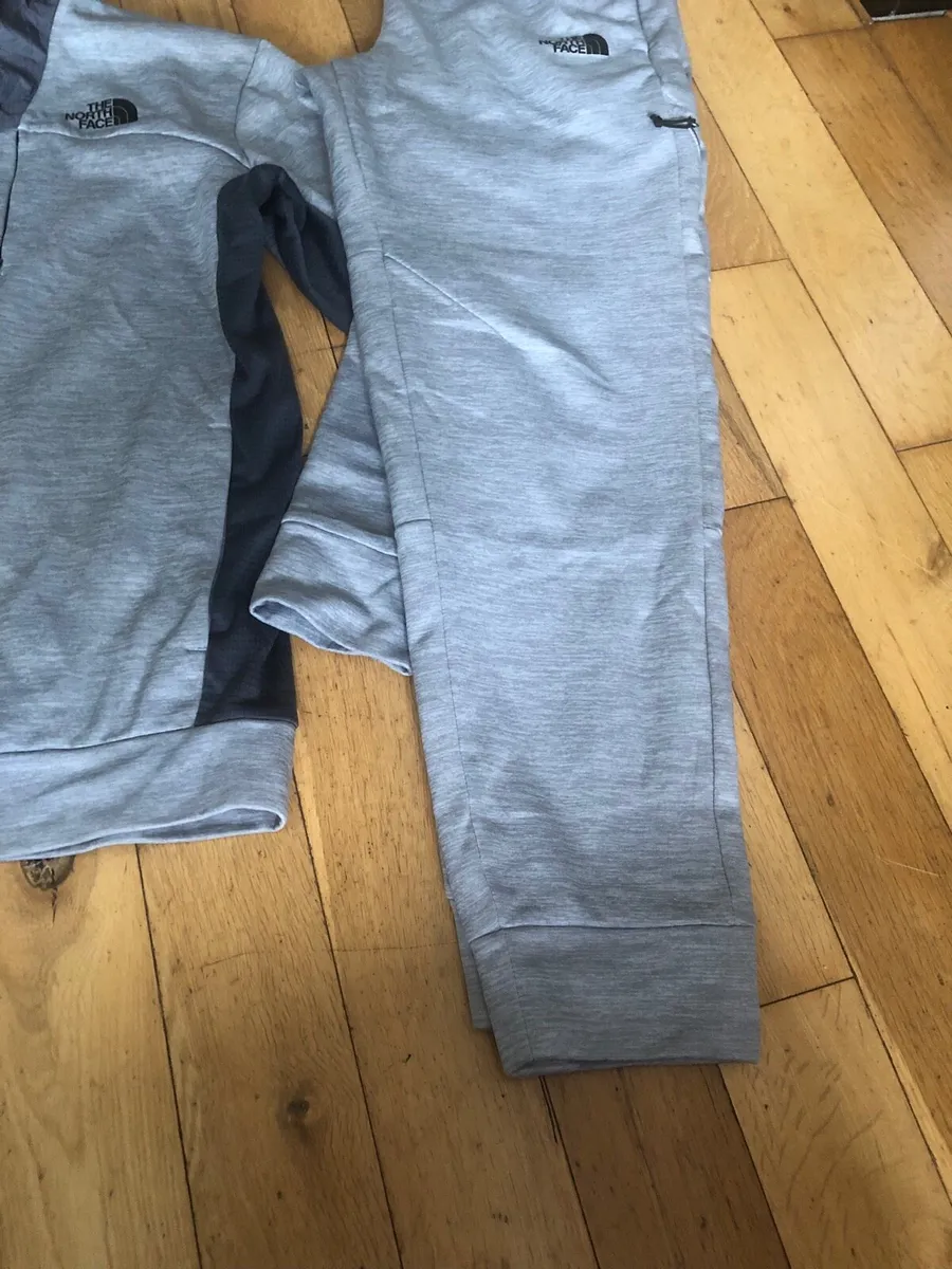 North face track suit - Image 3
