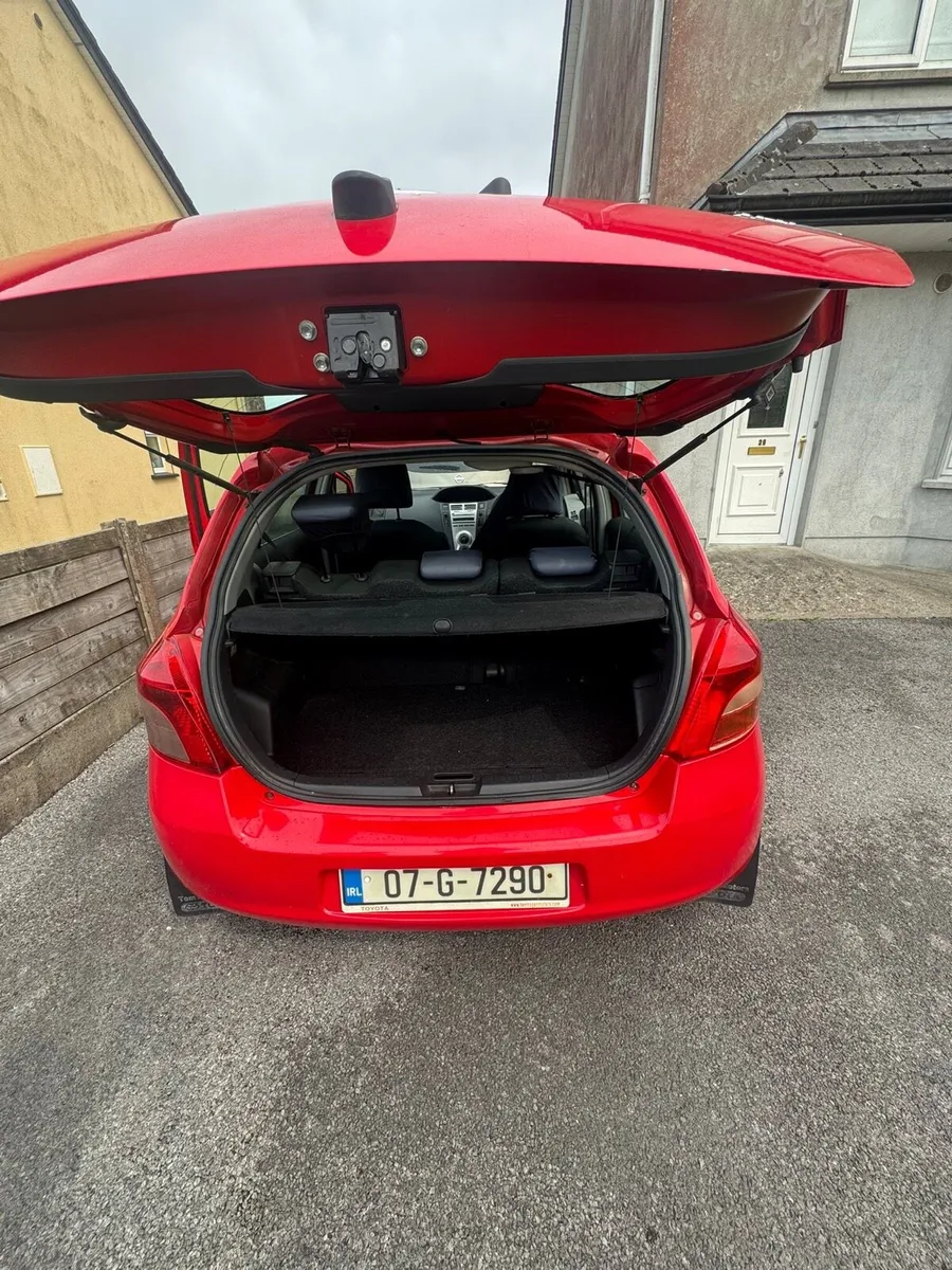 Yaris - Image 4