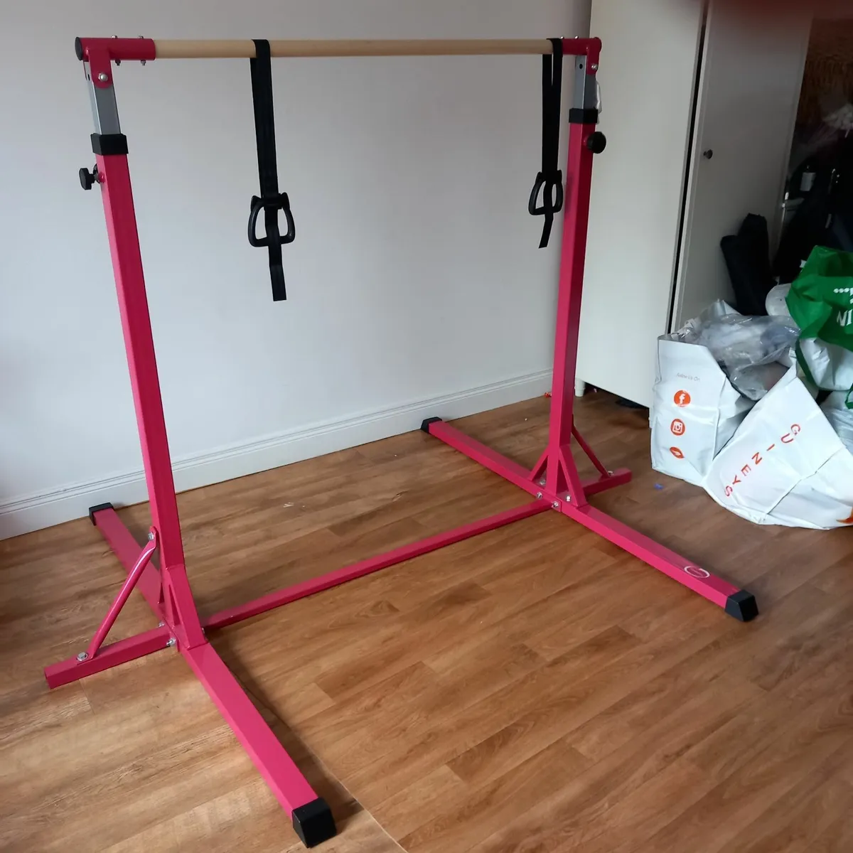 Gymnastics High Bar with hoops - Image 1