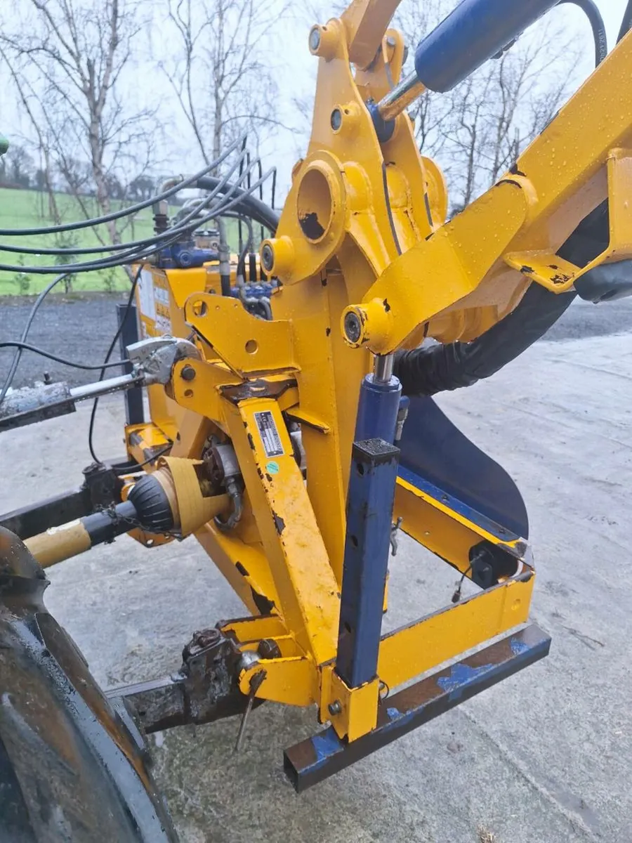 Bomford Kestrel Hedgecutter - Image 3