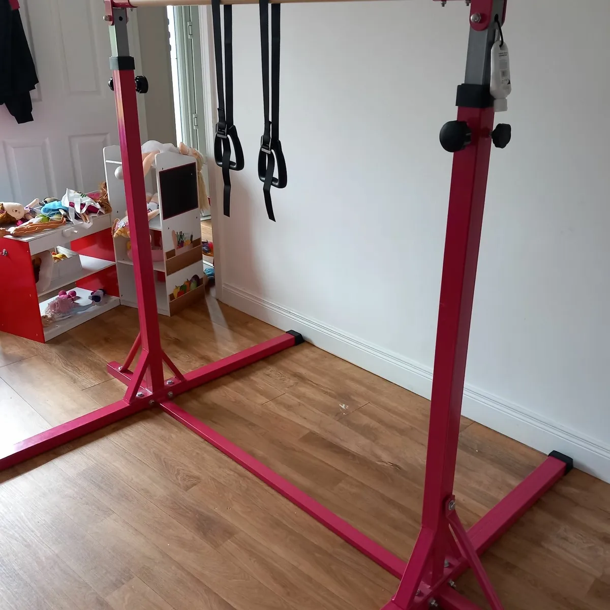 Gymnastics High Bar with hoops - Image 3