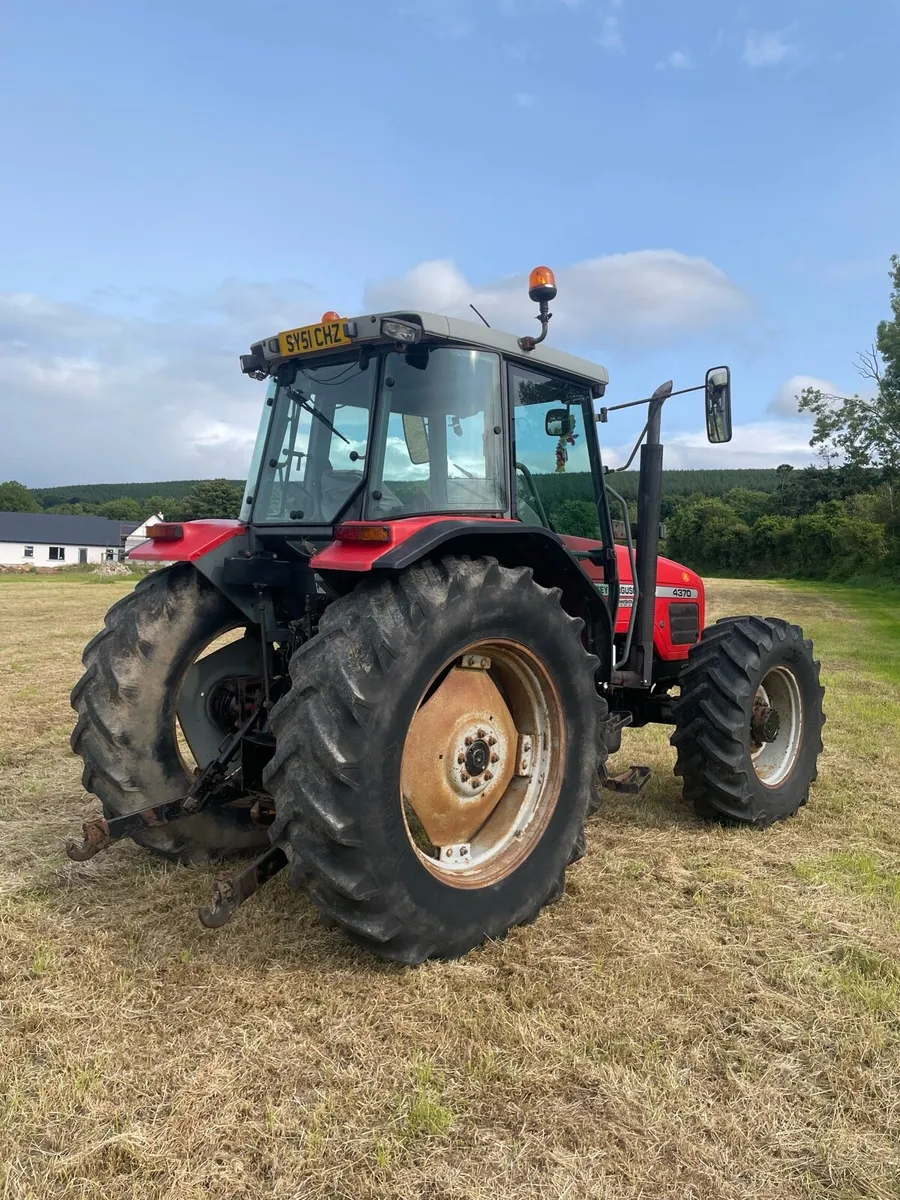 Massey 4370 - Image 4
