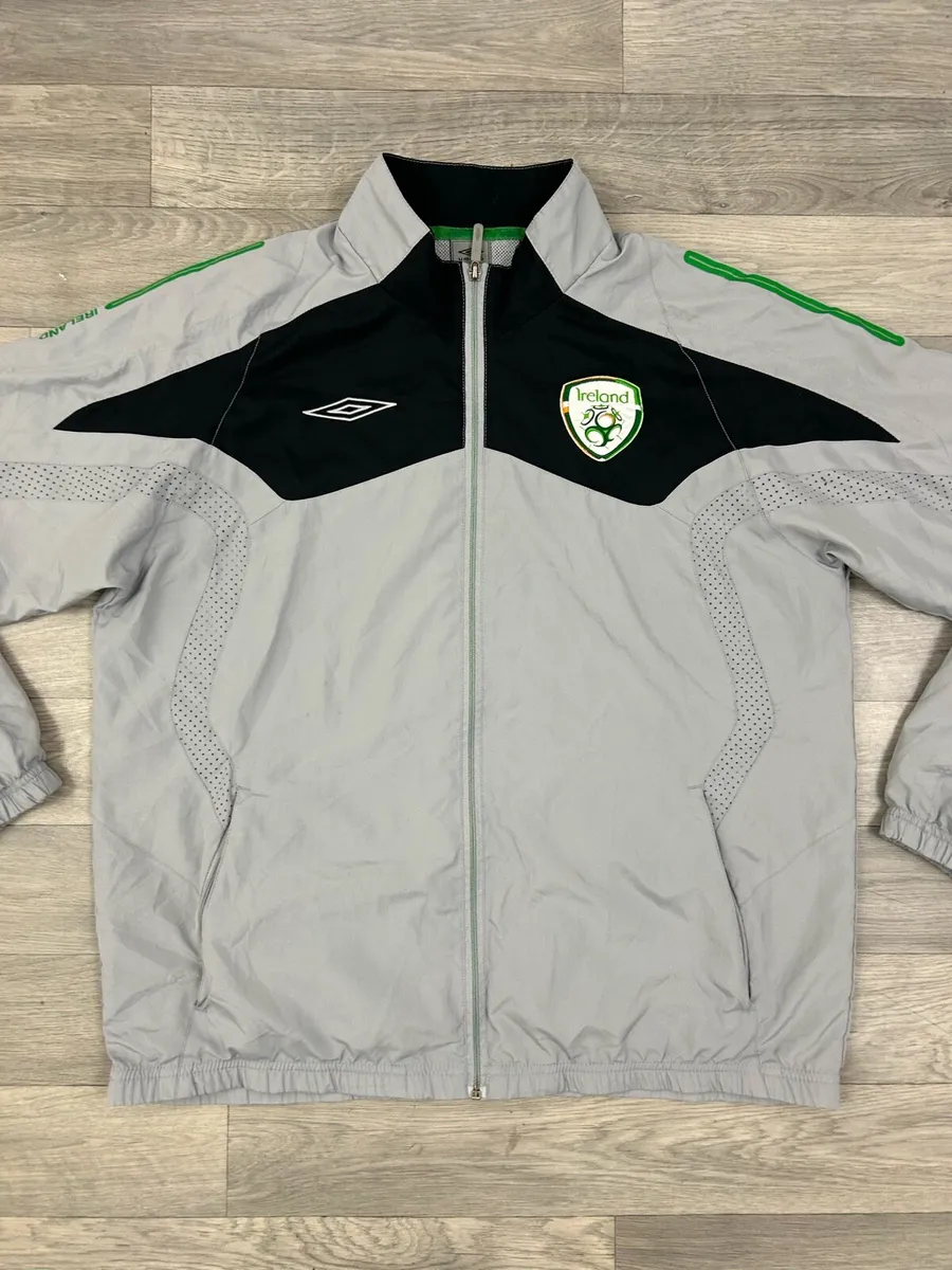 Vintage 00s Umbro Ireland Football Jacket Mens L - Image 3