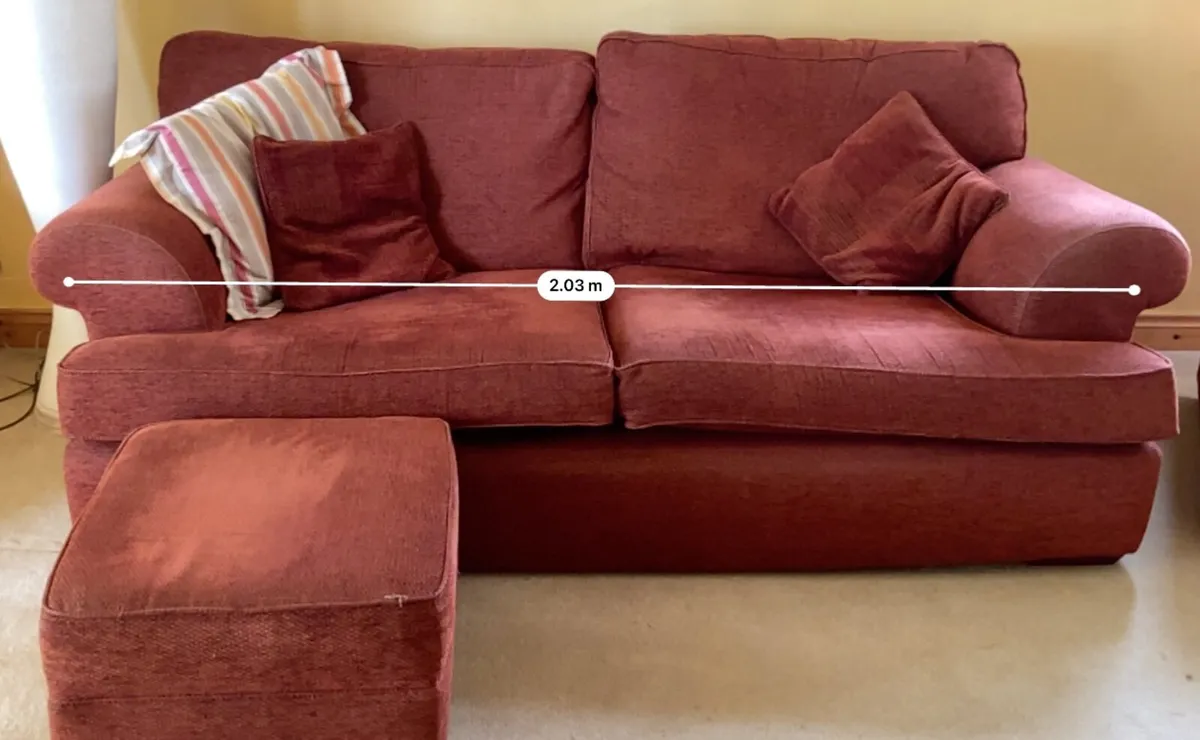 Lounge furniture - Image 1